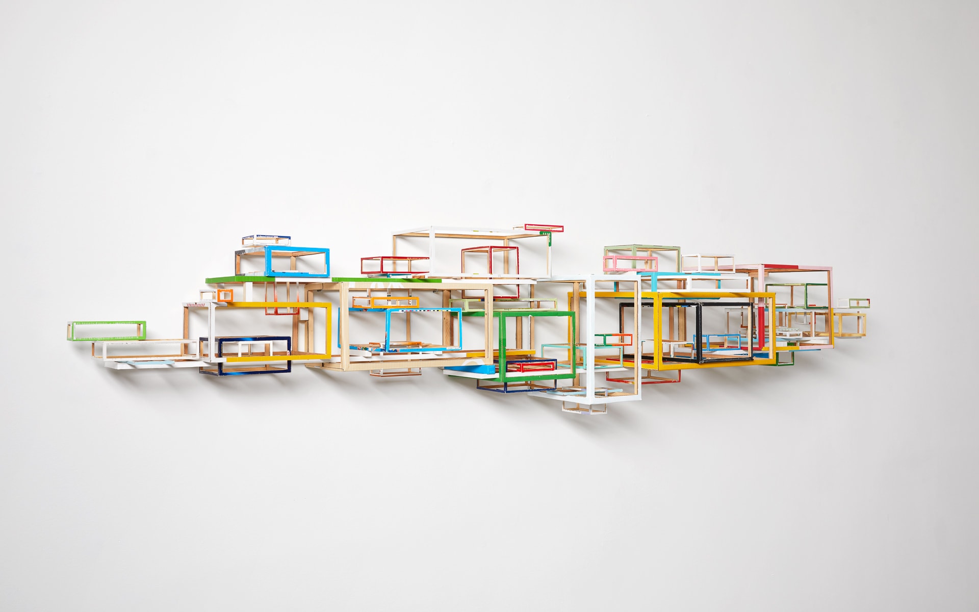 Mein konstruktiver Alltag (240717), 2024, cardboard, wood, steel, H 48 x W 236 x D 42 cm, photo Martin Müller